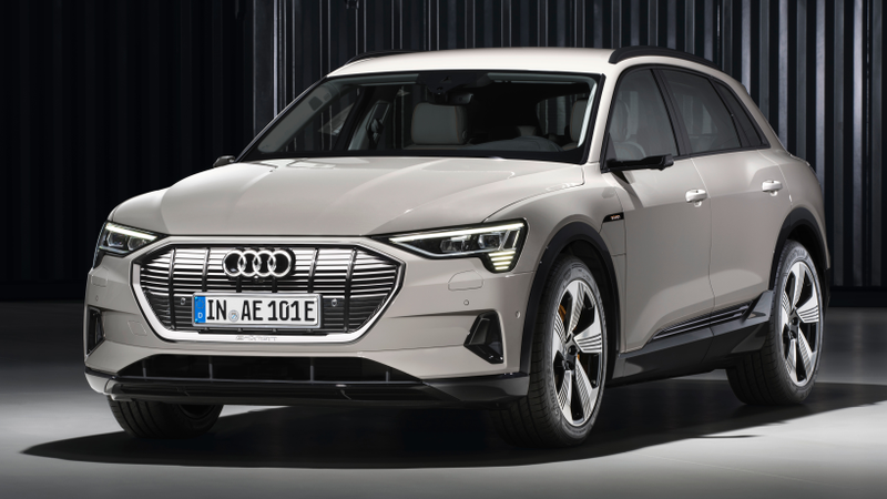 Illustration for article titled The 2019 Audi E-Tron Is a $74,800 All-Electric SUV That Can Do 0-60 in 5.5 Seconds
